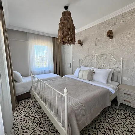 Nills Butik מלון בוזקאדה