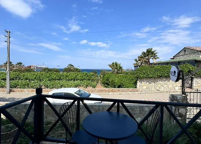 Nills Butik Hotel Bozcaada